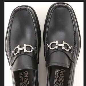 Ferragamo Mens Master Loafers (Black)